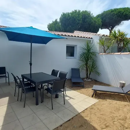Holiday home Maison 